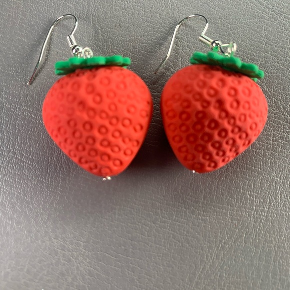 NOVELTY EARRINGS - Picture 1 of 2